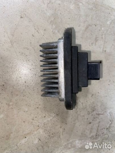 Реостат печки Mazda 6 GH 2.0 2009