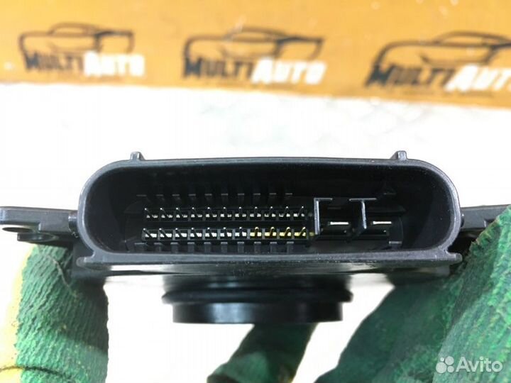 Блок управления фары передний левый Toyota Camry