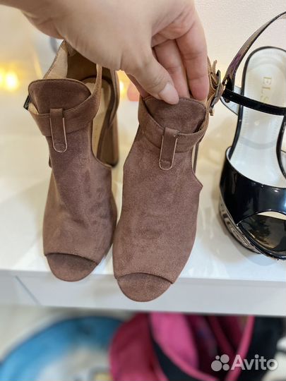 Женская обувь