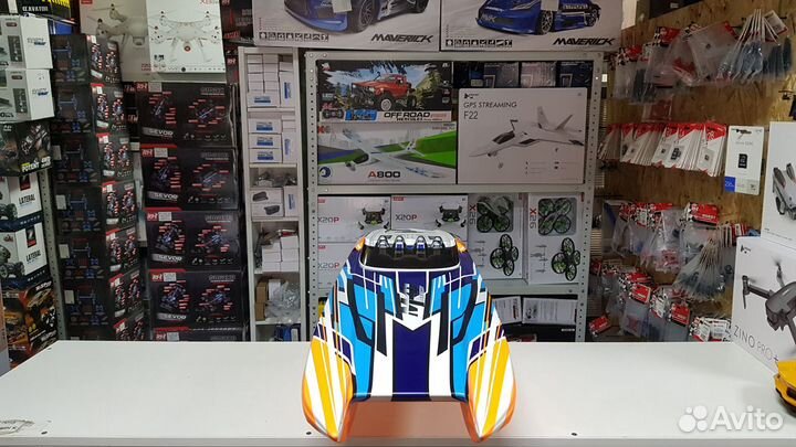 Радиоуправляемый катер Traxxas DCB M41 Widebody TS