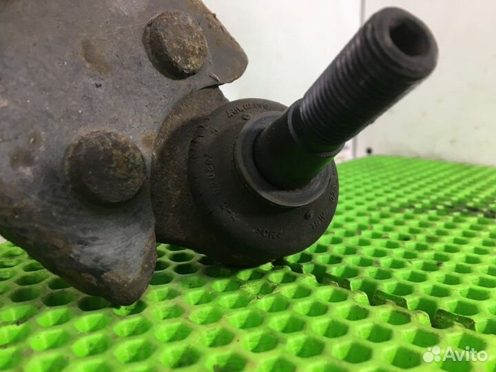 Рычаги подвески передний правый R