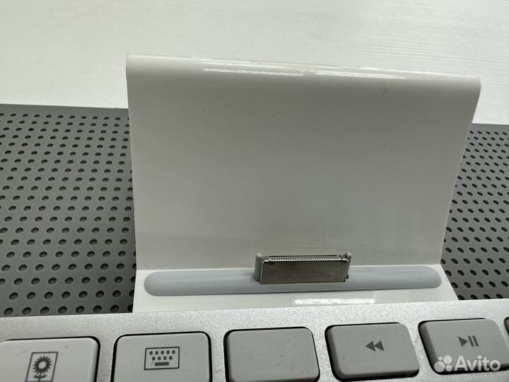 Клавиатуру Apple для iPad