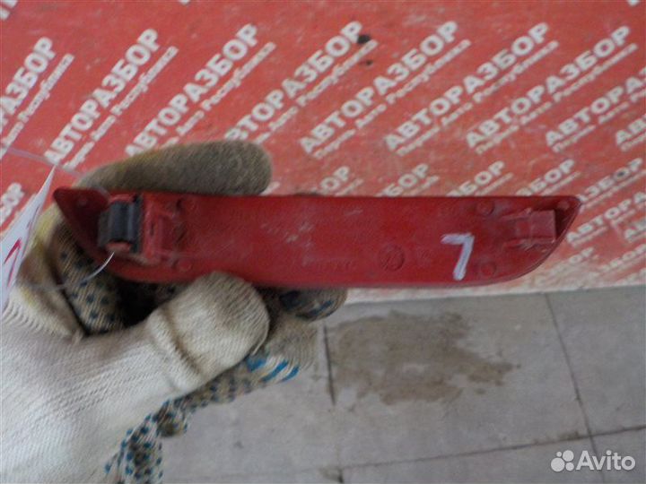 Отражатель бампера задний левый LADA X-Ray 21129