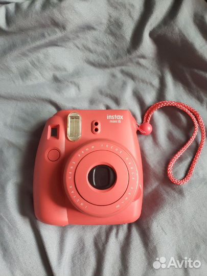 Камера Fujifilm Instax Mini 8