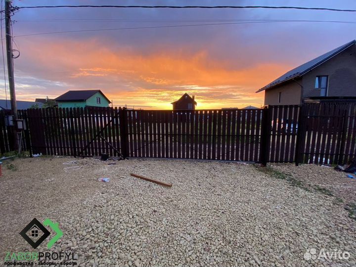 Заборы из штакетника / Заборы под ключ