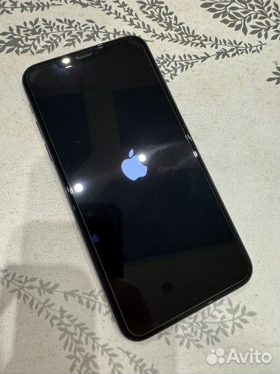 iPhone 11 Pro Max, 64 ГБ