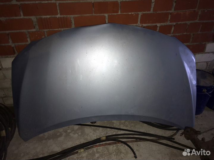 Капот Toyota Corolla 2006г