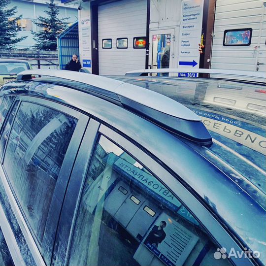 Рейлинги на Toyota RAV4