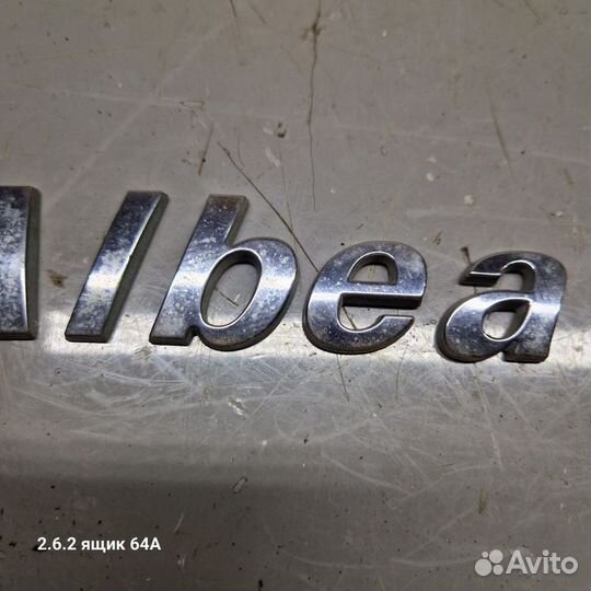 Эмблема Fiat albea