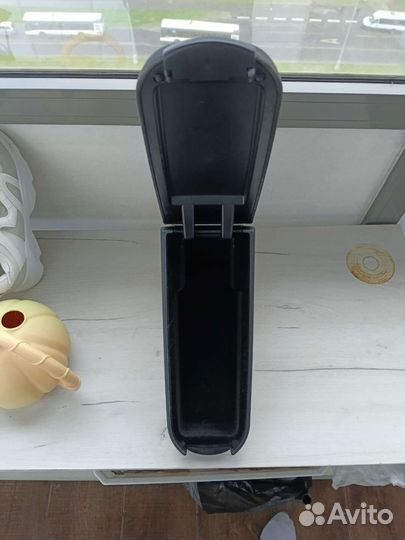 Подлокотник для volkswagen polo