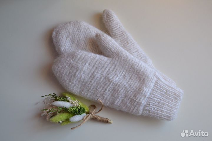 Варежки вязаные ручной работы
