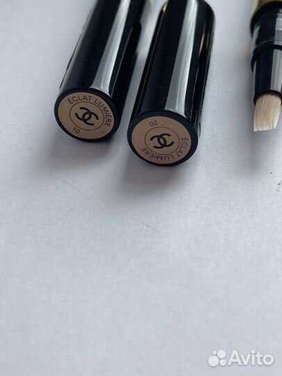 Chanel Eclat Lumiere Карандаш корректор для лица