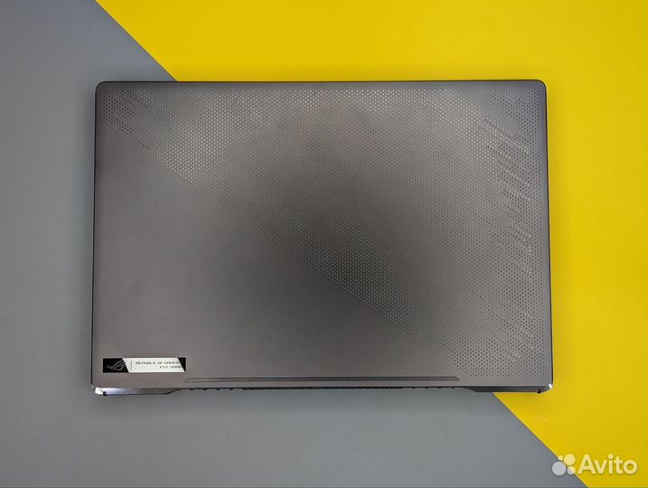 Б/У Ноутбук Asus ROG Zephyrus GA503Q