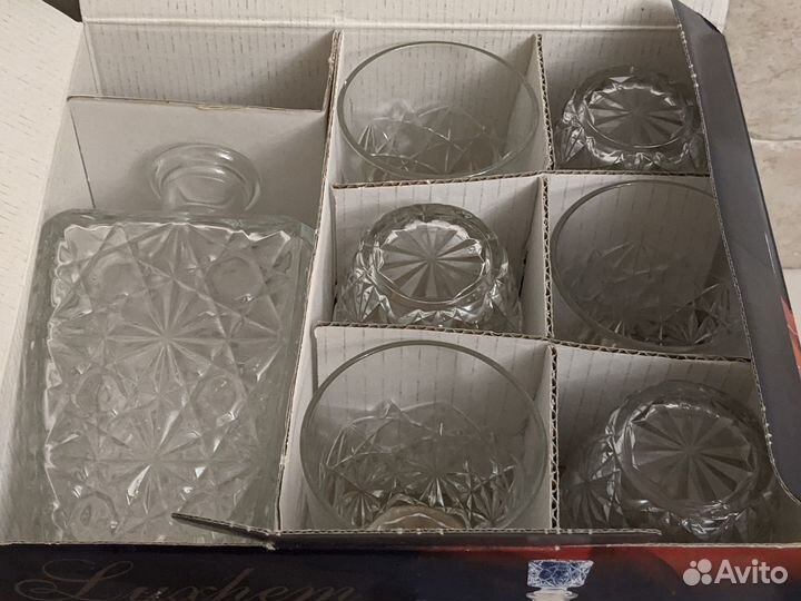 Штоф+6 стаканов(новый).Чайник фарфор ссср(новый)