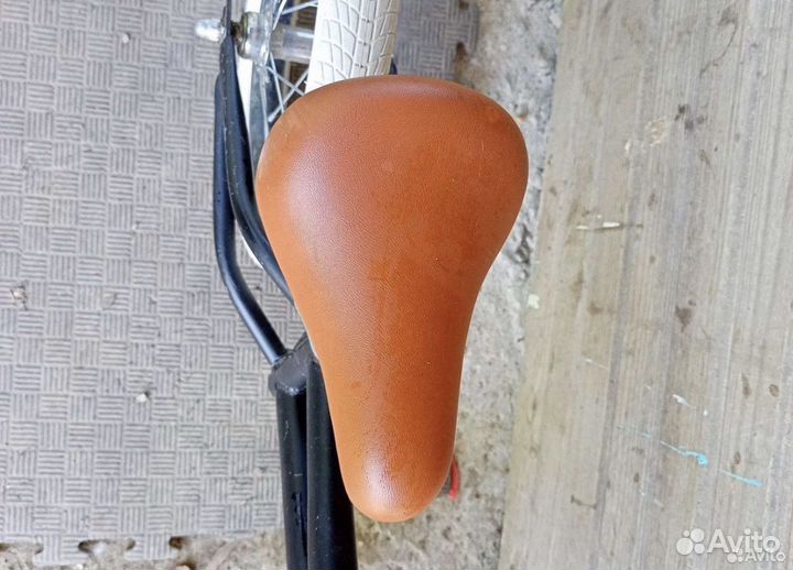 Беговел Pituso Orbita с тормозом