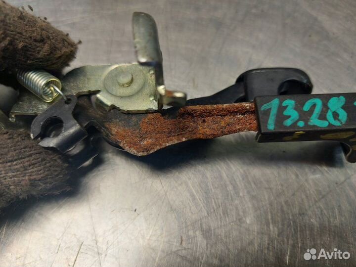 Ручка открывания багажника и бензобака Kia Rio 3