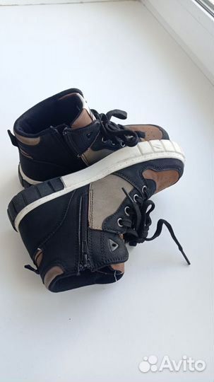 Ботинки демисезонные