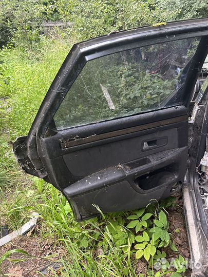 В разборе audi a8 s8 d2