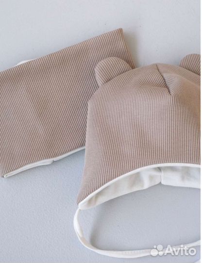 Комплект шапка и снуд новое Kidi