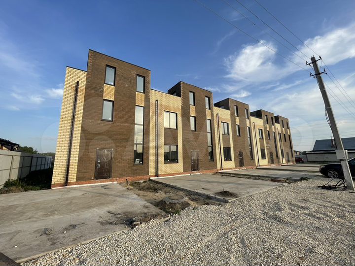 Таунхаус 135 м² на участке 2,6 сот.