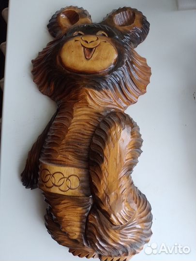 Мишка олимпийский из дерева