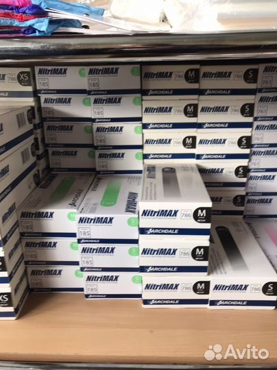 Перчатки одноразовые нитриловые