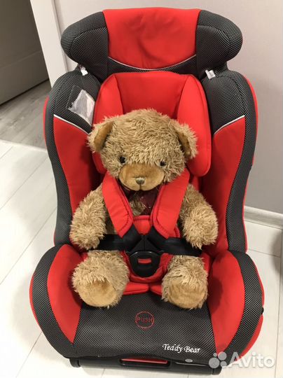 Автомобильное кресло