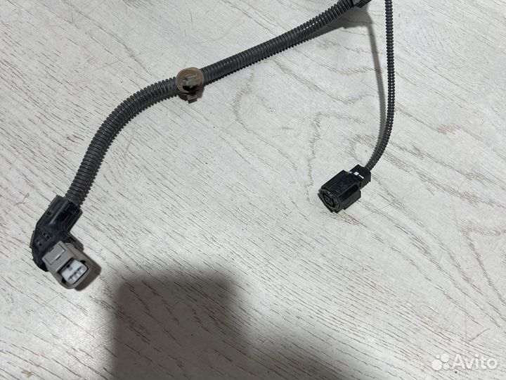 Toyota RAV4 xa50 проводка датчика ABS