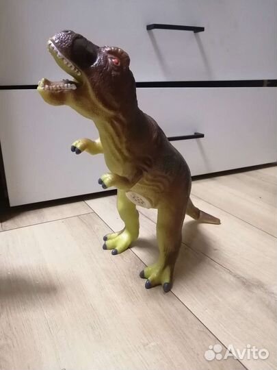 Мягкие резиновые динозавры