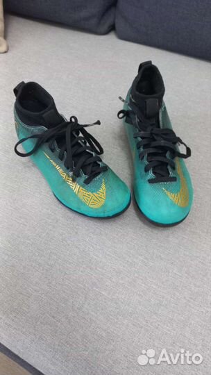 Футбольные бутсы 34 размер nike