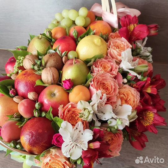 Съедобные букеты / Корзина фруктов