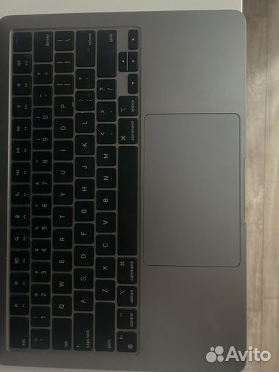 Macbook air 13 2022 m2