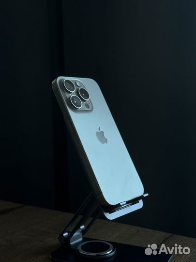 iPhone 15 Pro, 128 ГБ