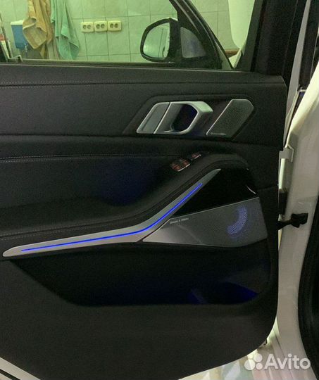 Акустика в стиле Bowers & Wilkins BMW X7 G07