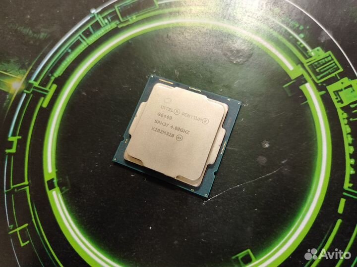Процессор Intel Pentium Gold G6400 на LGA 1200