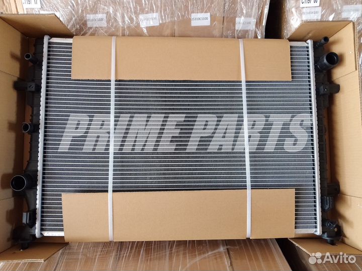 Geely Coolray Радиатор двигателя