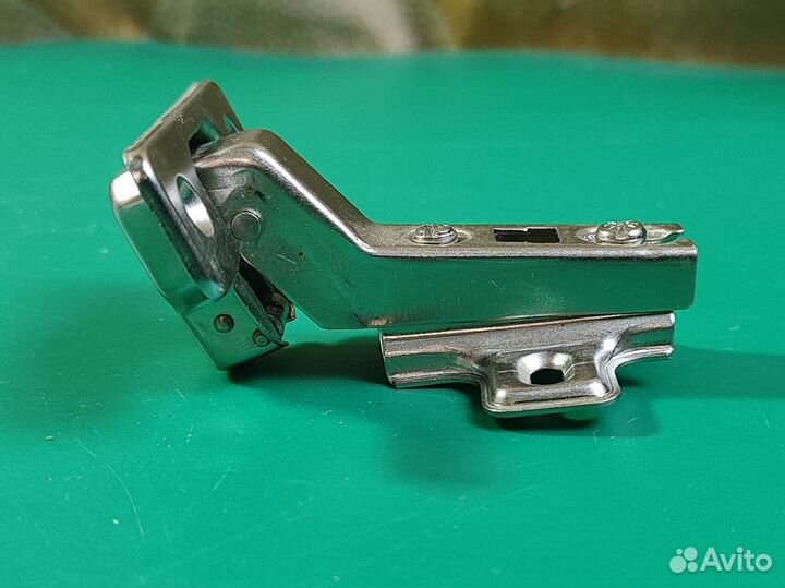 Петля угловая 30 AKS