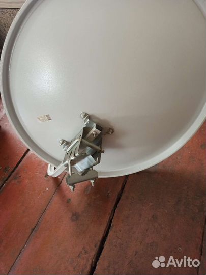 Антенна спутниковая