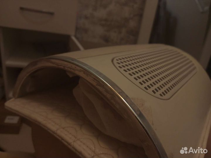 Вытяжка для маникюра