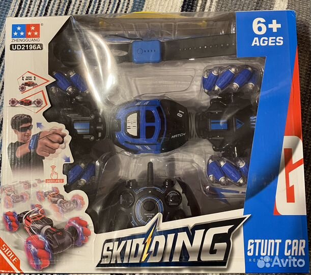 Трюковая машина-перевертыш Skidding Stunt
