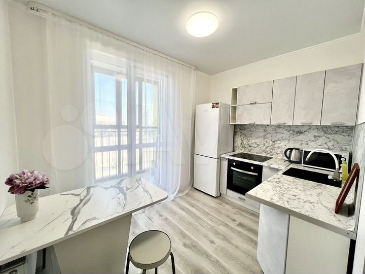 2-к. квартира, 72 м², 12/25 эт.