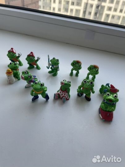 Игрушки киндер сюрприз