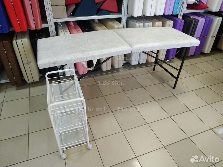 Кушетка и тележка