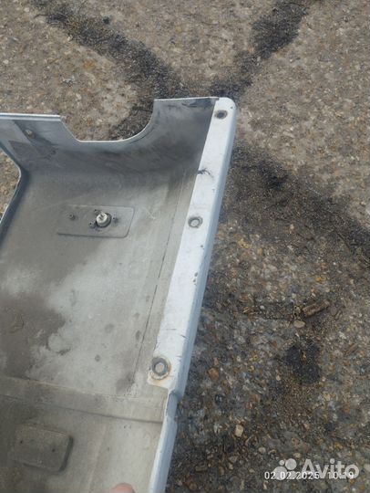 Угол передний Рено Магнум