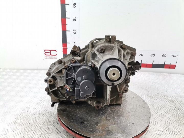 Раздатка для Nissan Navara (D40) 33100EA301