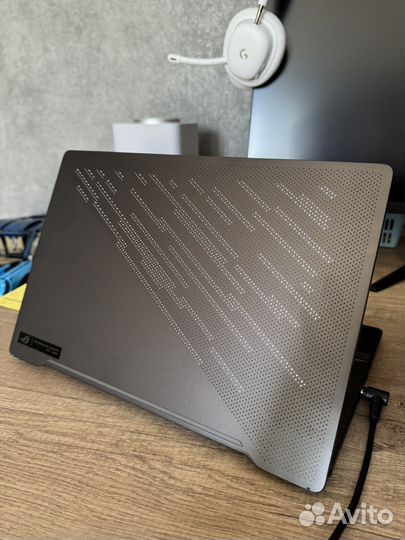 Asus rog zephyrus g14