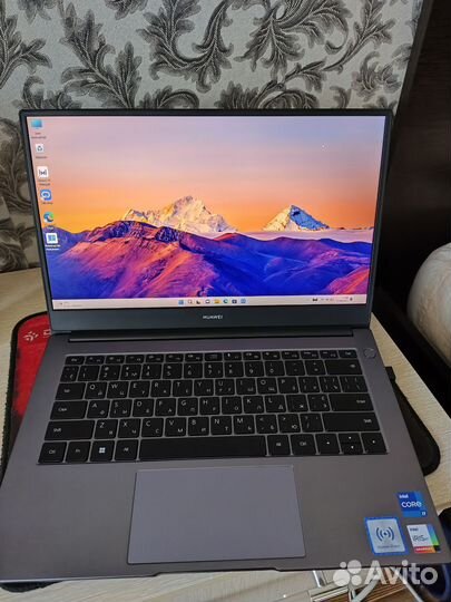 Huawei MateBook 14\ Core i7 1165G7\16 DDR4\512SSD