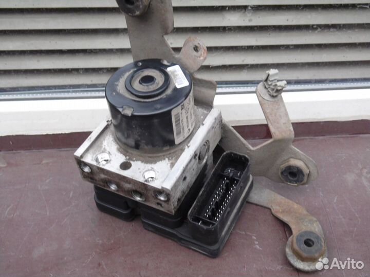 Блок абс в сборе Рено Флюенс