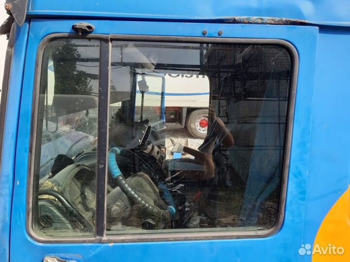 Дверь левая Daf XF105, Daf XF95