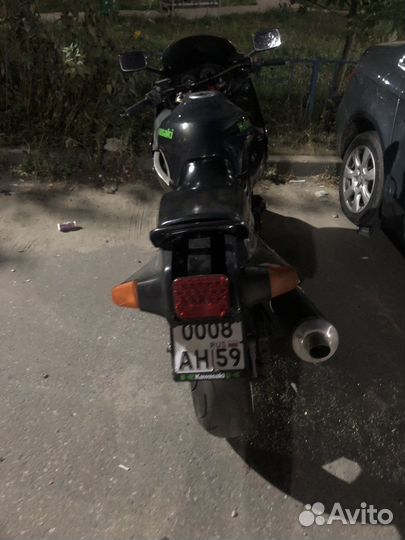 Kawasaki zzr 1100